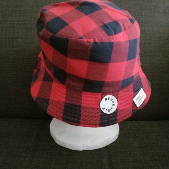 Reversible Buffalo Check Patterned Bucket … - Picture 5 of 9